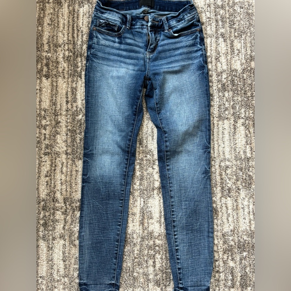 Buckle-Black Women's Skinny Jeans